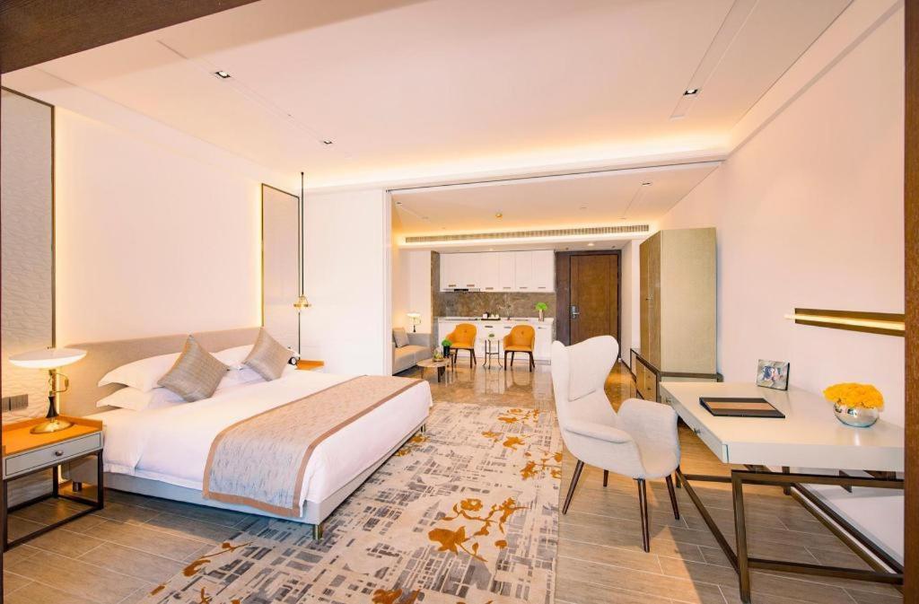 Rock Platinum Sea View Hotel Sanya Eksteriør billede