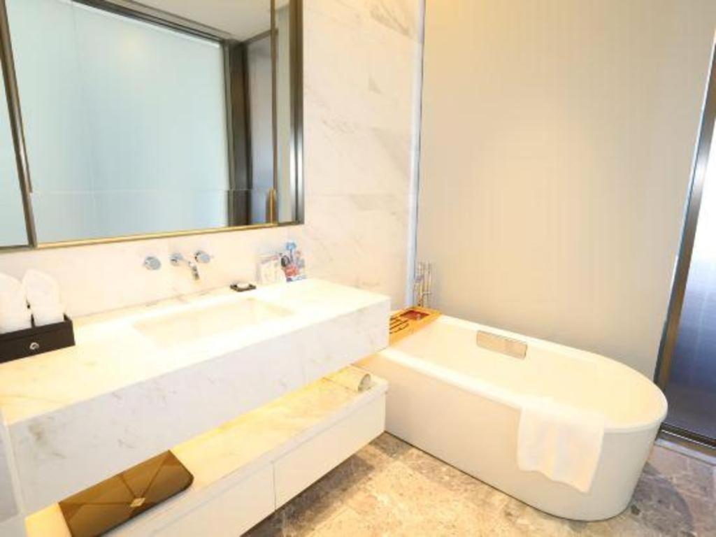 Rock Platinum Sea View Hotel Sanya Eksteriør billede