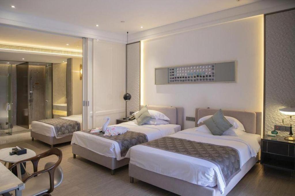 Rock Platinum Sea View Hotel Sanya Eksteriør billede