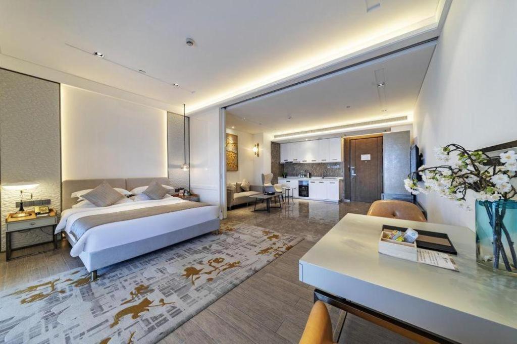 Rock Platinum Sea View Hotel Sanya Eksteriør billede