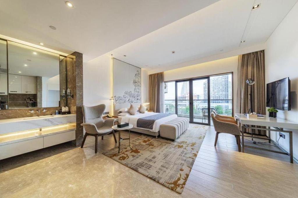 Rock Platinum Sea View Hotel Sanya Eksteriør billede