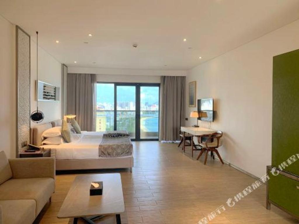 Rock Platinum Sea View Hotel Sanya Eksteriør billede