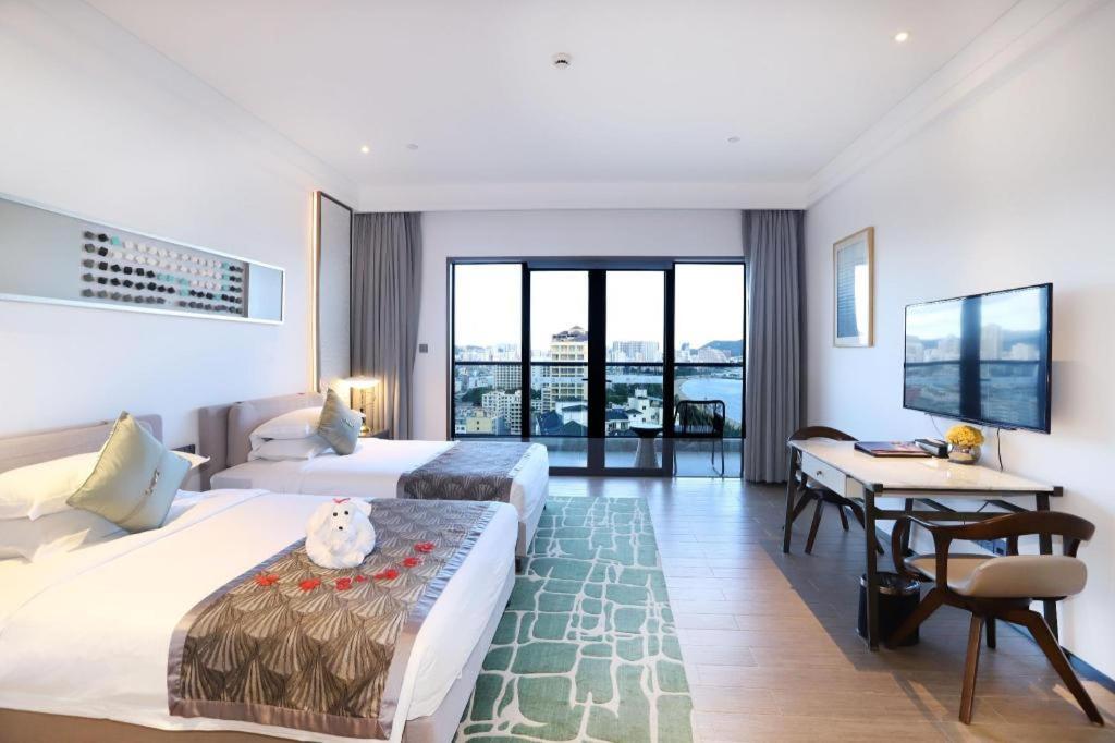 Rock Platinum Sea View Hotel Sanya Eksteriør billede