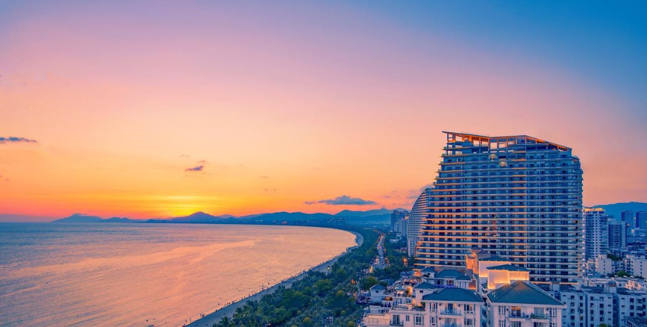 Rock Platinum Sea View Hotel Sanya Eksteriør billede